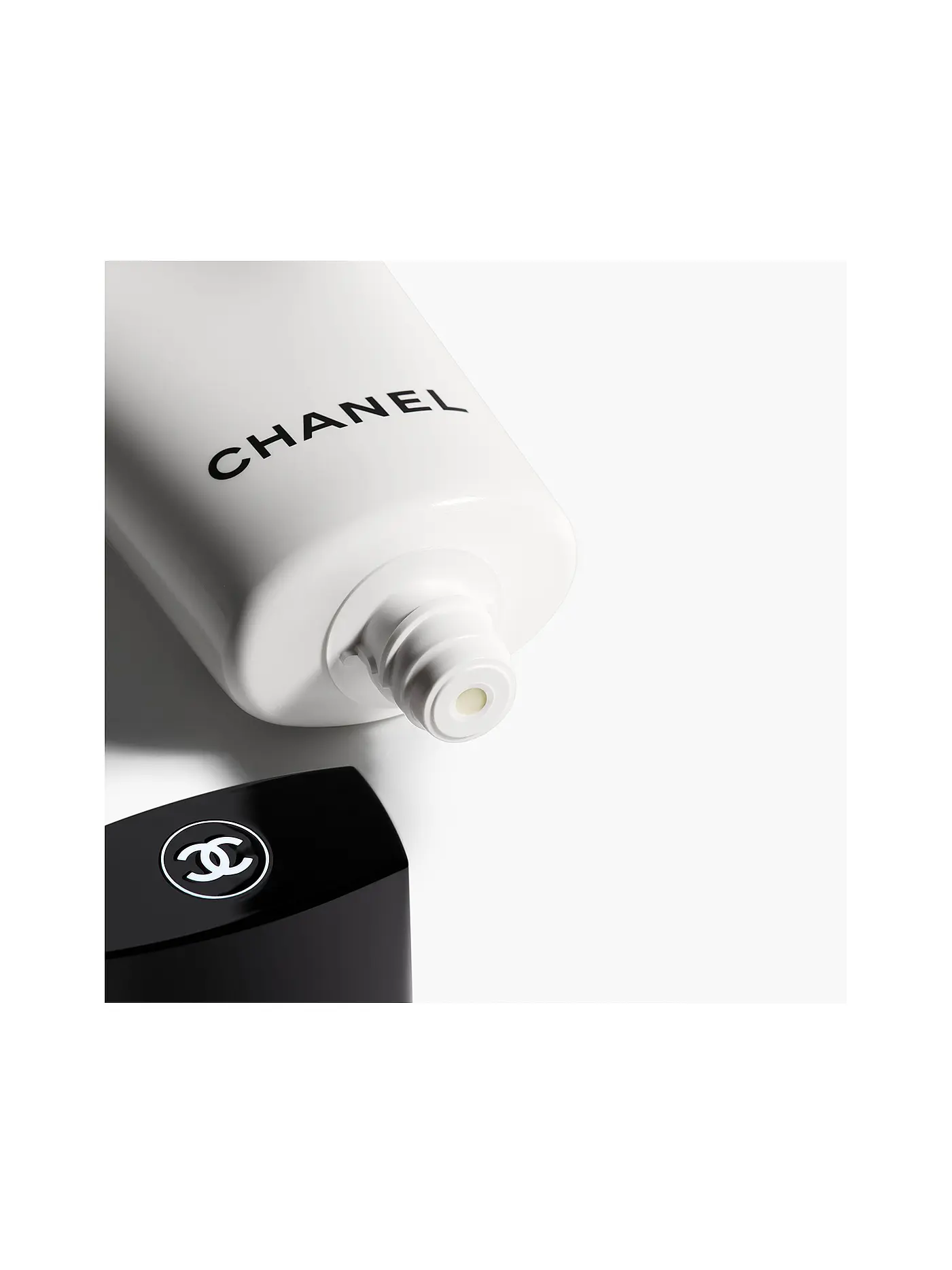 CHANEL | REINIGUNGSCREME MIT KAMELIE 150ML | 